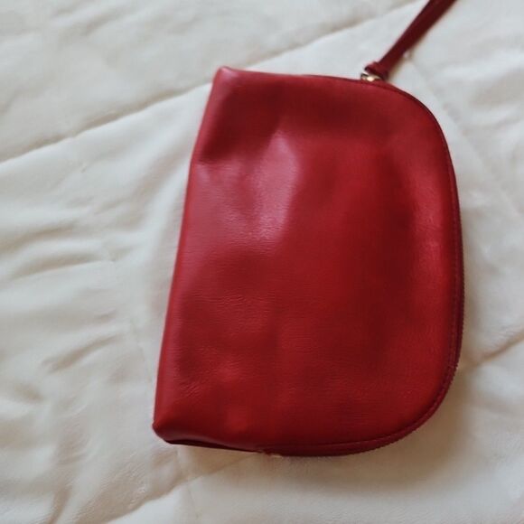 Talbots Vibrant Red Soft Leather Pebbled  Wristlet/Clutch Zip Turn Lock EUC - Picture 5 of 9